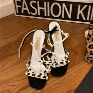 Valentino pumps